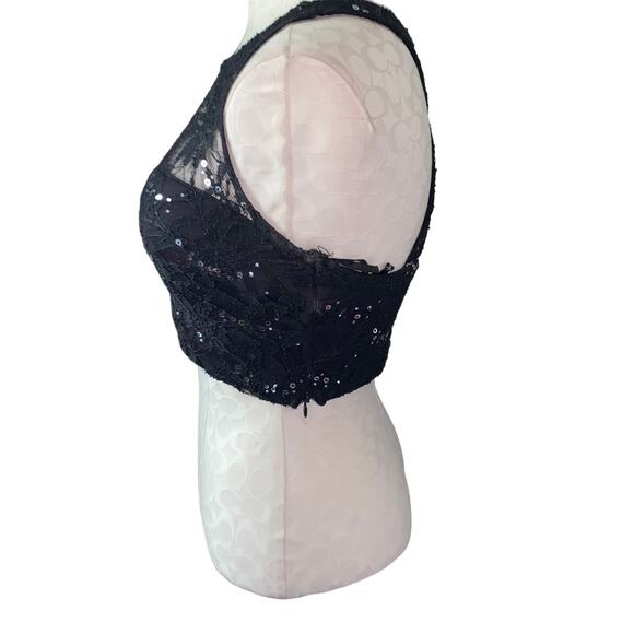 Lace Embroidered Sequins overlay padded croptop with criss cross back size 9 - Picture 3 of 5